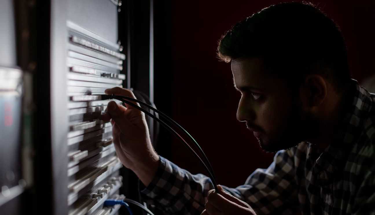 Top 15 benefits of using Computerized Maintenance Management System (CMMS) for your enterprise